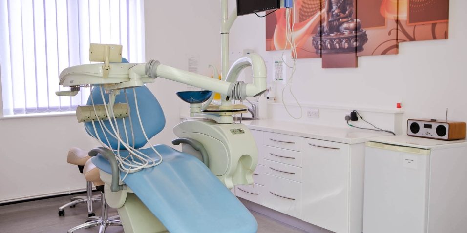 dentist chair dentist chair